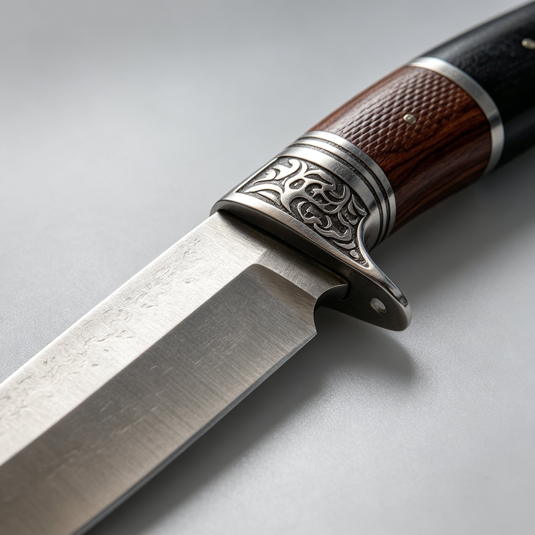 J01 Fixed Blade Outdoor Knife - 3R13 Stainless Steel 315mm — view 3