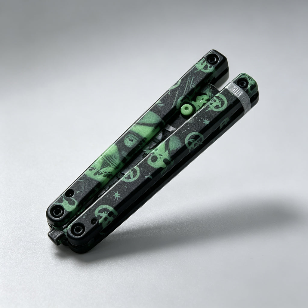 PH02 Butterfly Knife – Black Skull