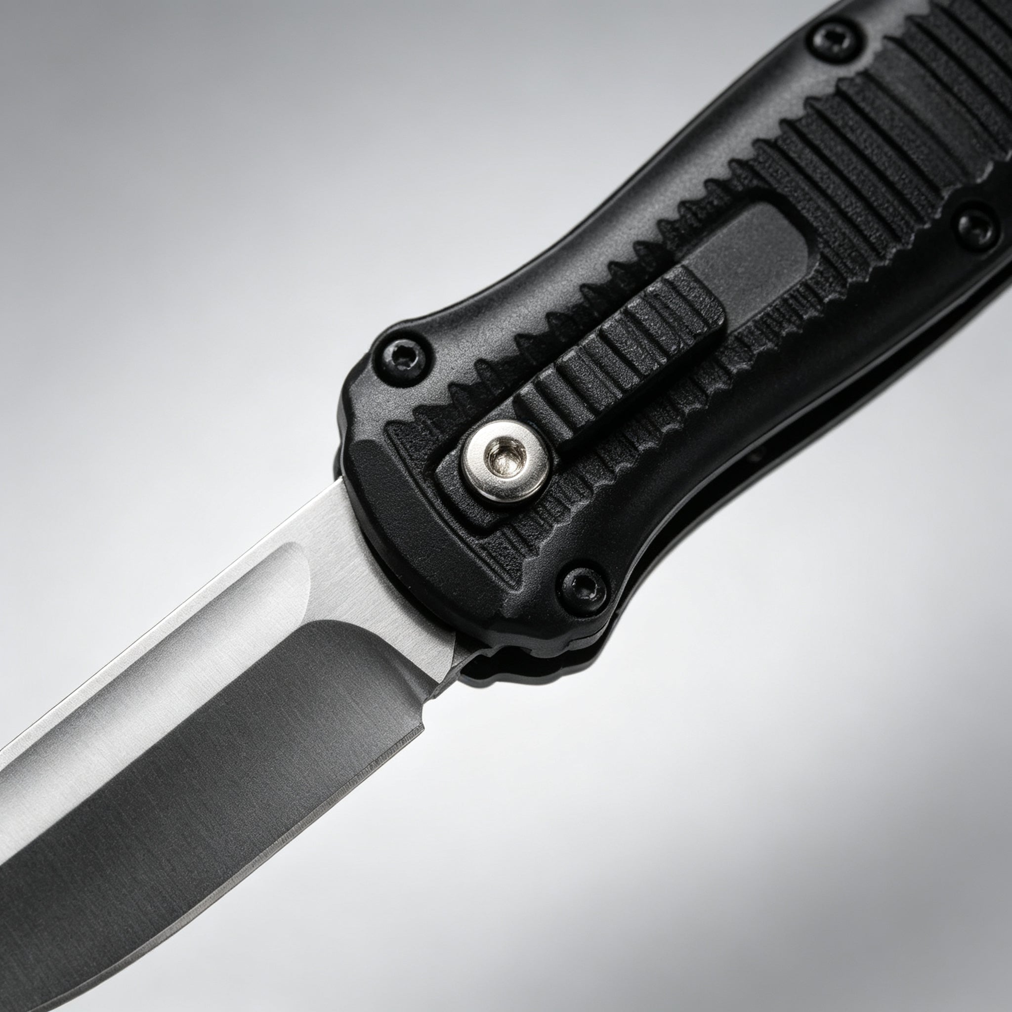 F180. Folding Knife Double-Edge Small – 168mm · 129g