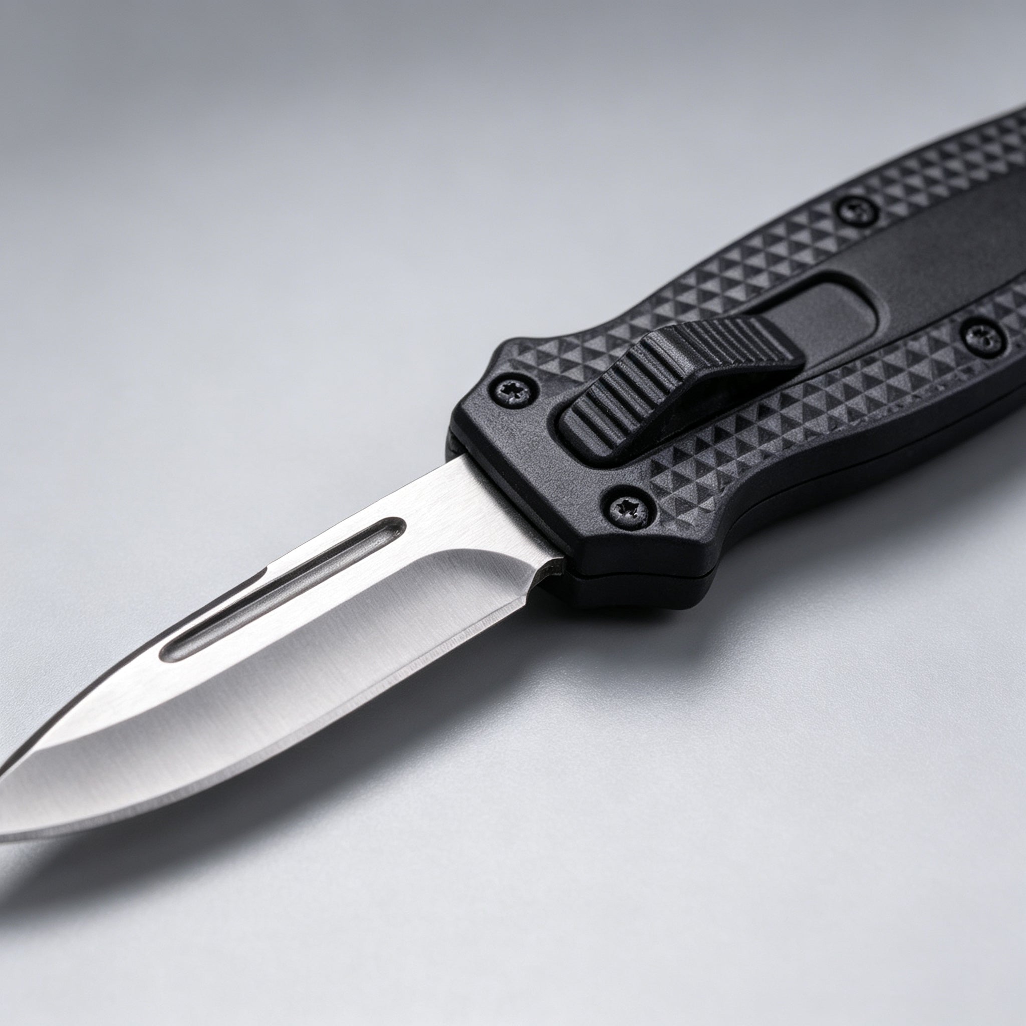 F147 Folding Knife Single-Edge – 130mm · 59.5g