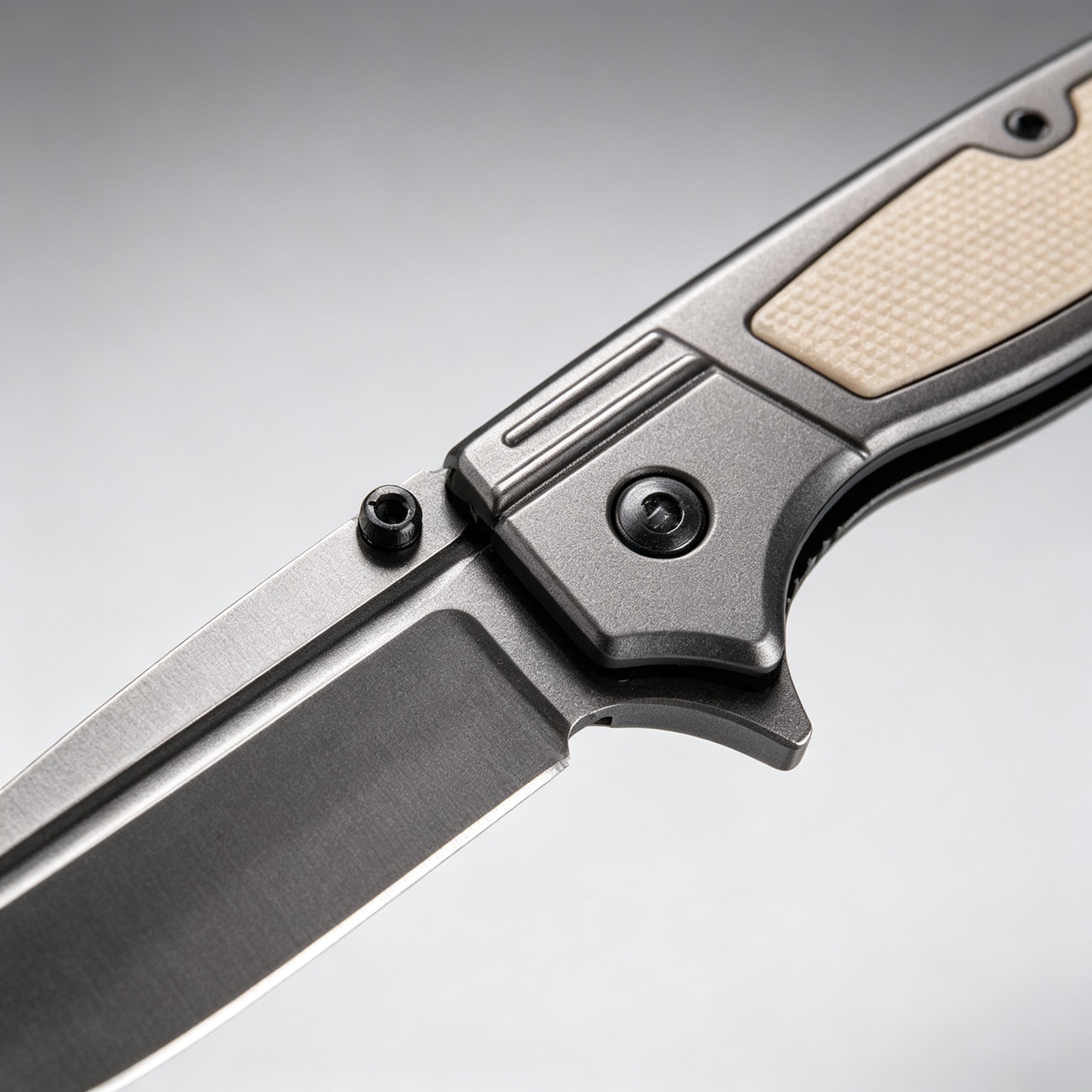 F81 Folding Knife – 205mm · 210g